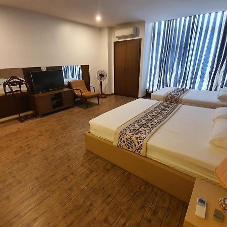 Liberty Hotel Hai Phong Esterno foto